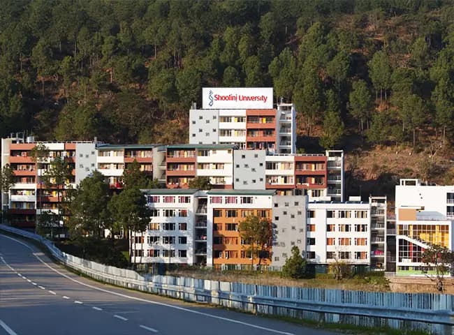 Shoolini University Online Banner